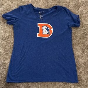 Women’s V-neck Denver broncos tshirt